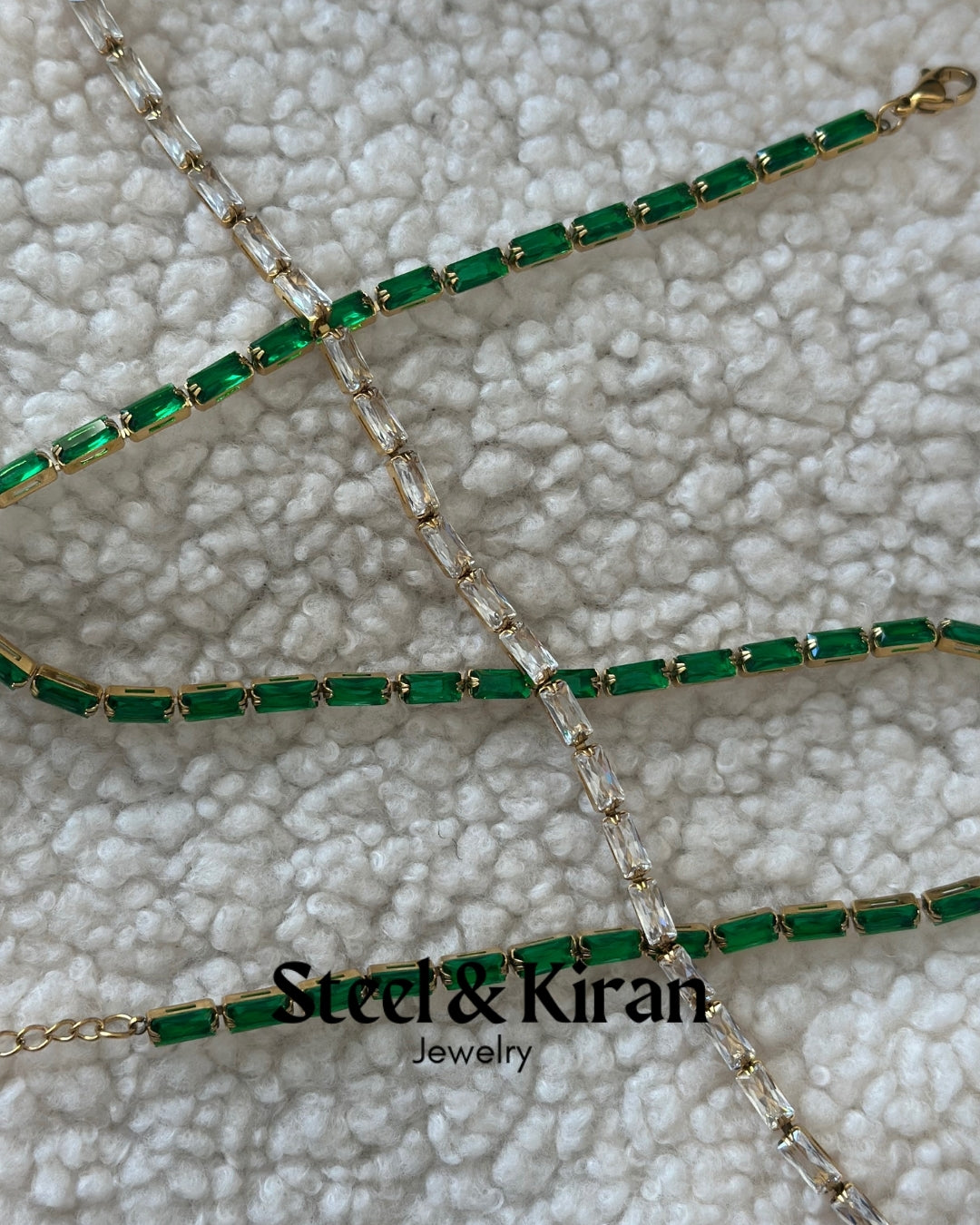 Collier Glimmer en acier avec pendentifs en zircon cubique