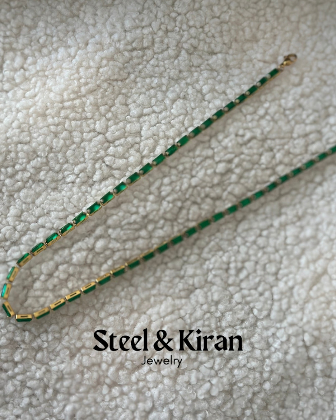 Collier Glimmer en acier avec pendentifs en zircon cubique