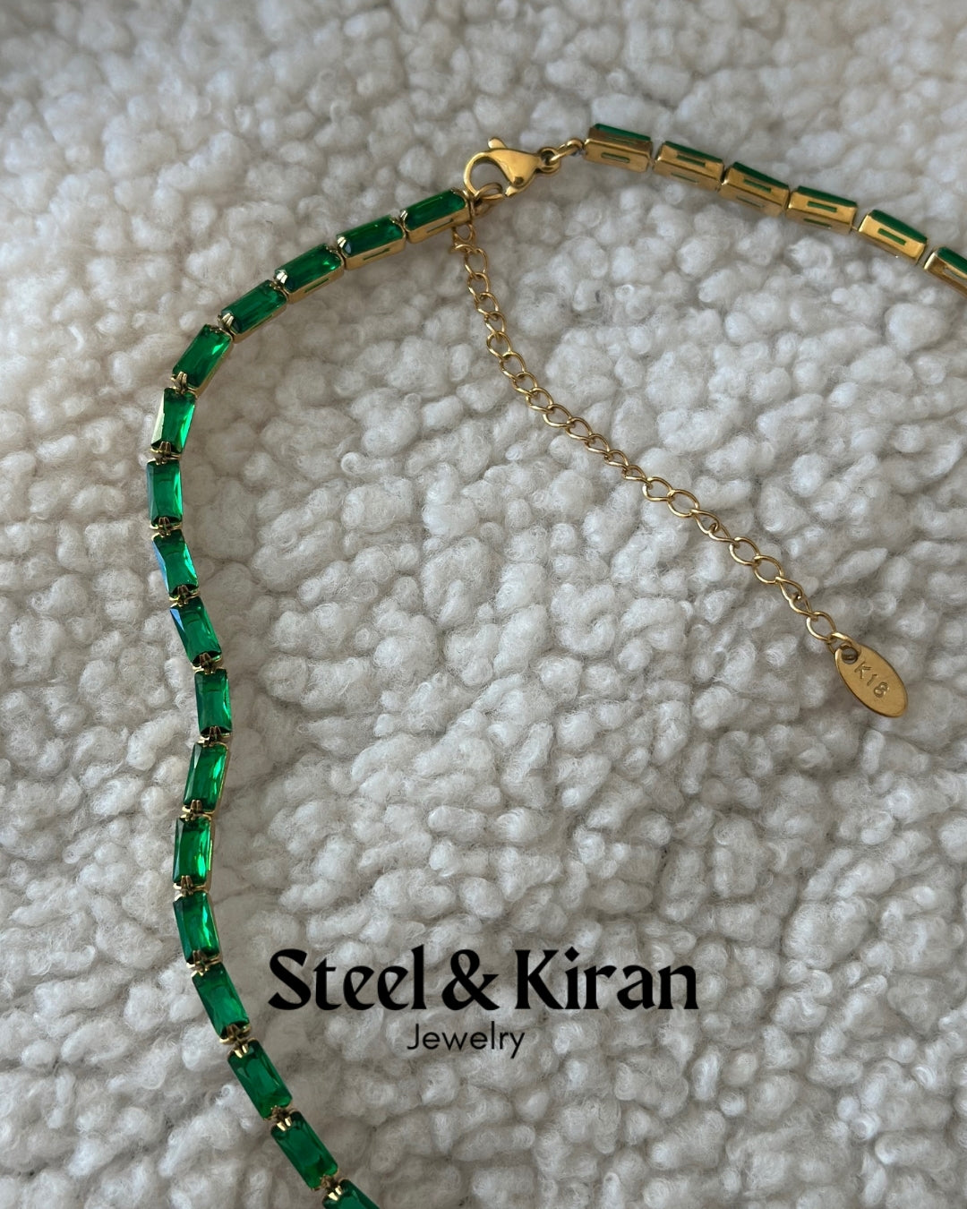Collier Glimmer en acier avec pendentifs en zircon cubique