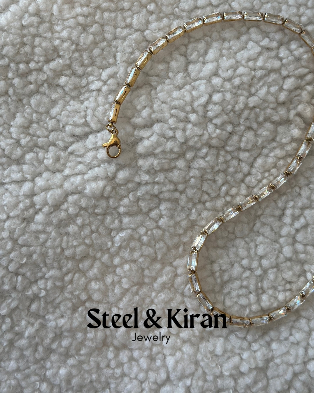 Collier Glimmer en acier avec pendentifs en zircon cubique