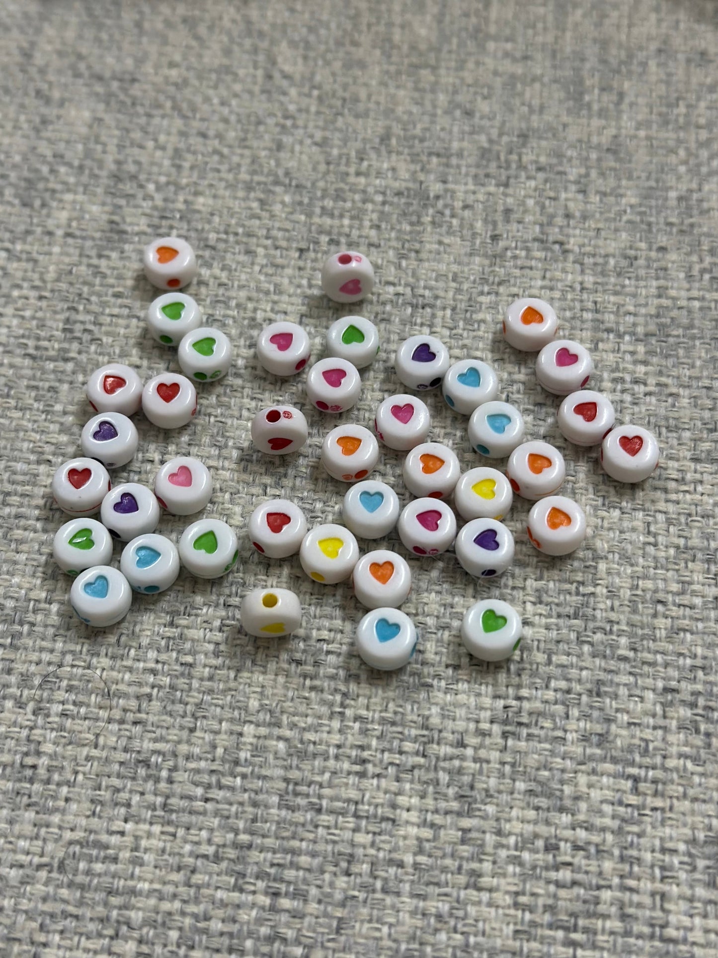 Perles rondes- coeurs en couleurs