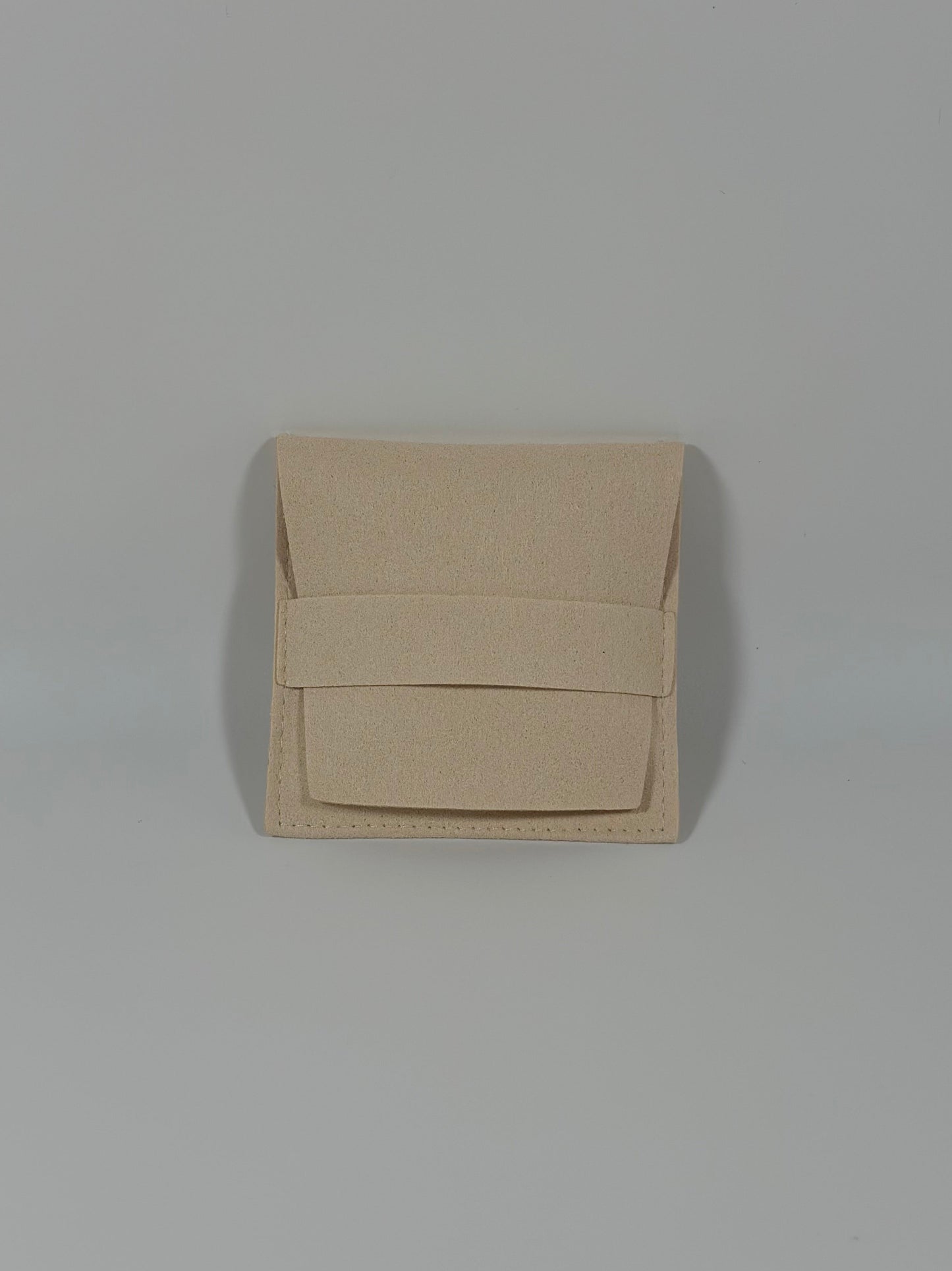 Sac en velours pour bijoux 8 x 8 cm