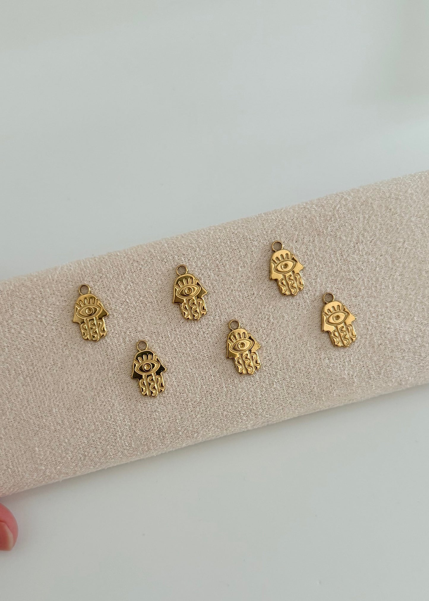 Lot de charms Khmissa dorés pour création bijoux fantaisie