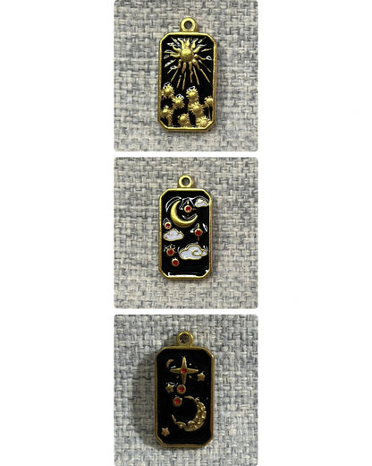 Pendentif médaille en acier inoxydable et ėmail noir ( Vendu a la piece )