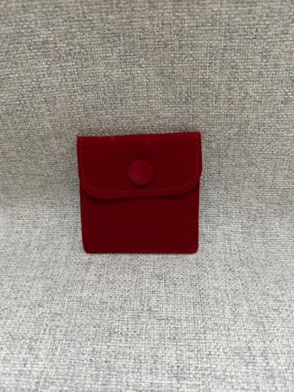 Sac en velours rouge pour bijoux 7 x 7 cm