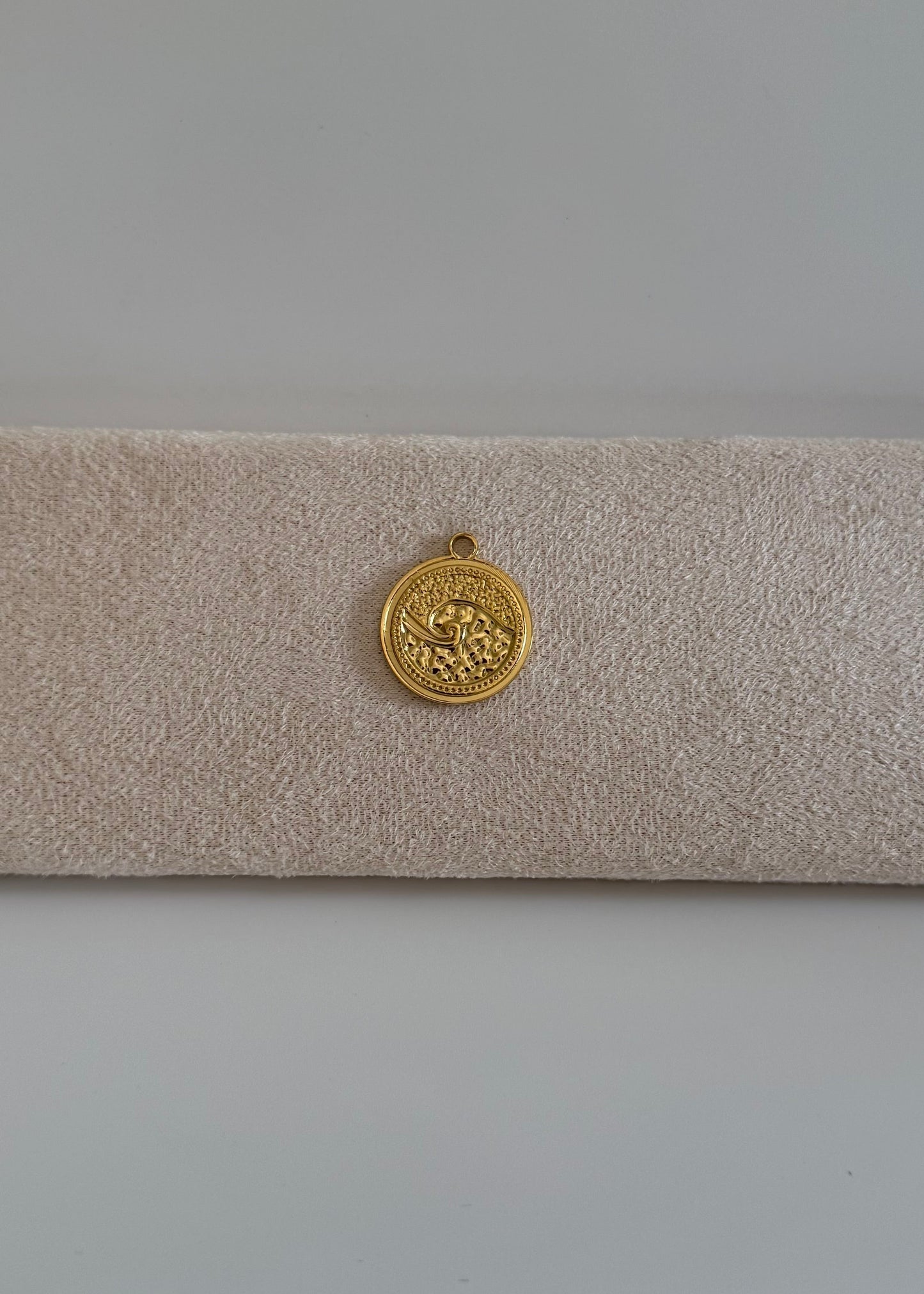 Charms en acier inoxydable ‘Médaille Vague lover’